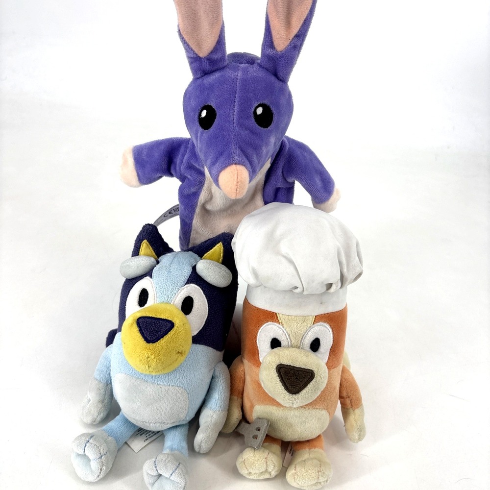 Lot 3 Bluey Friends Bluey, Chef Bingo & Bilby Puppet Plush Stuffed Animals 8"